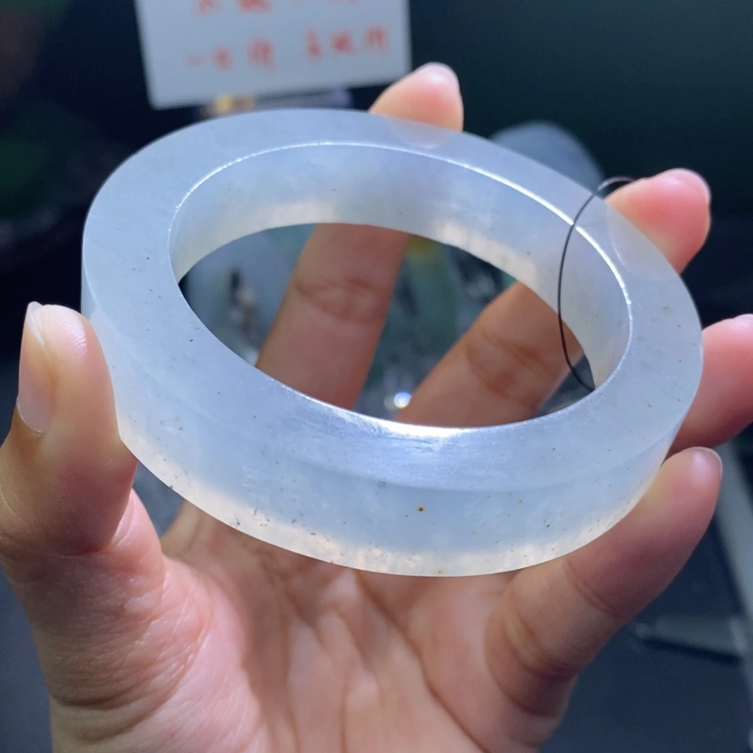 未镶嵌翡翠定制翡翠