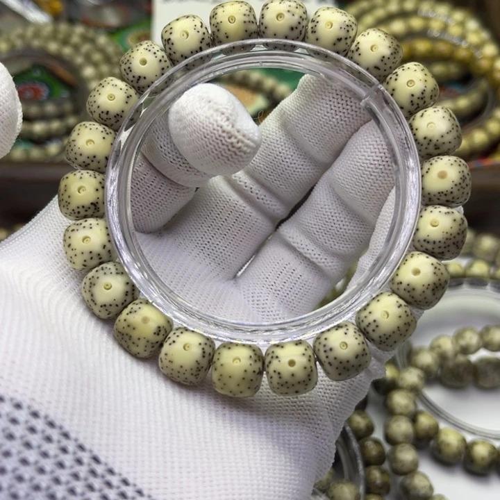 手串星月菩提10✖️9骨瓷白大眼睛