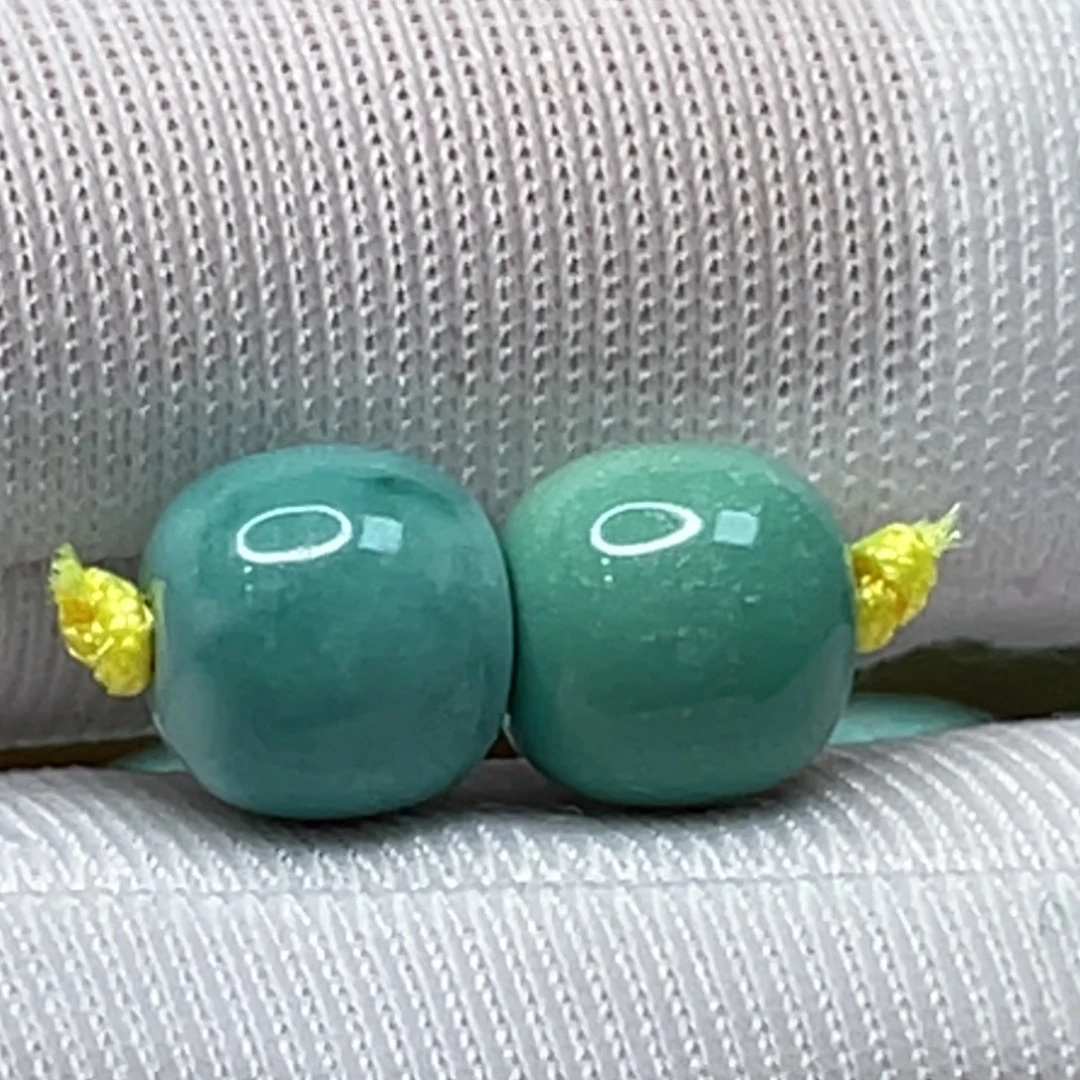 未镶嵌绿松石颈饰