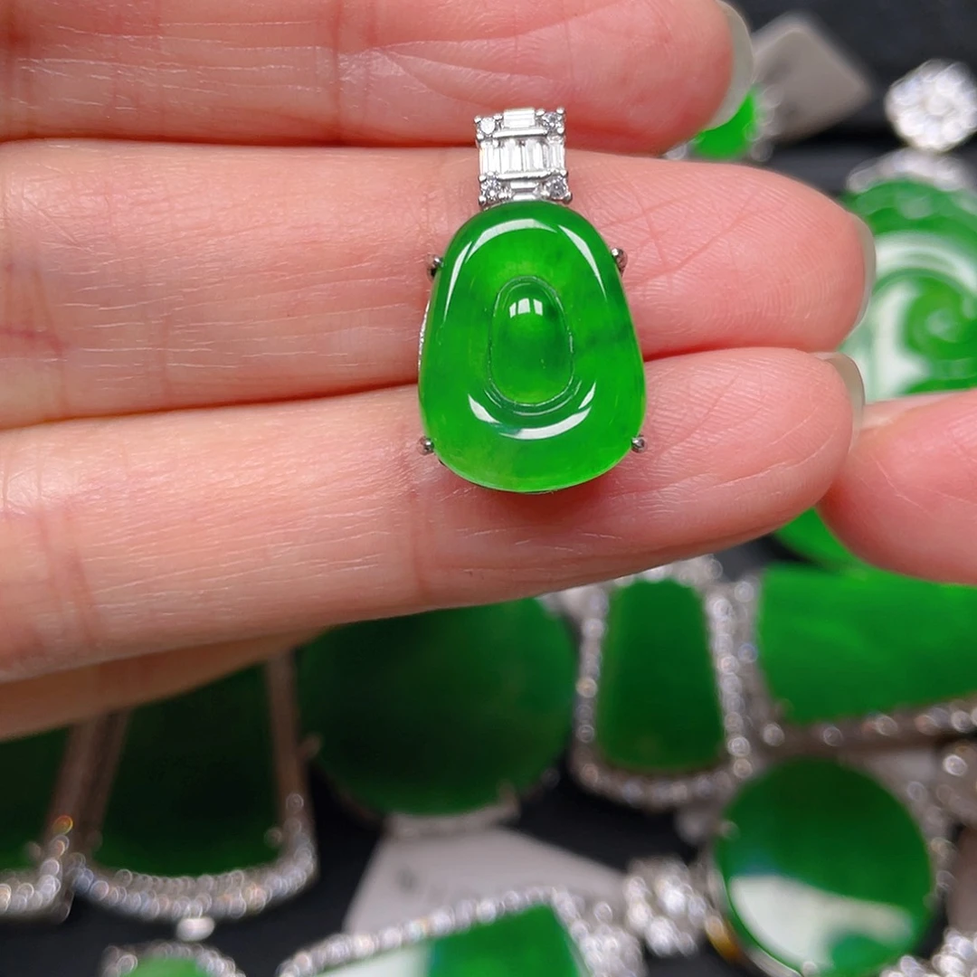 吊坠(不含链)银S925镶嵌翡翠吊坠