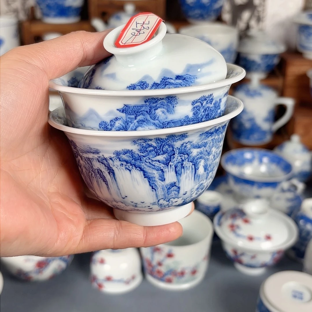 杯哈****）青花瓷器手绘作品盖碗