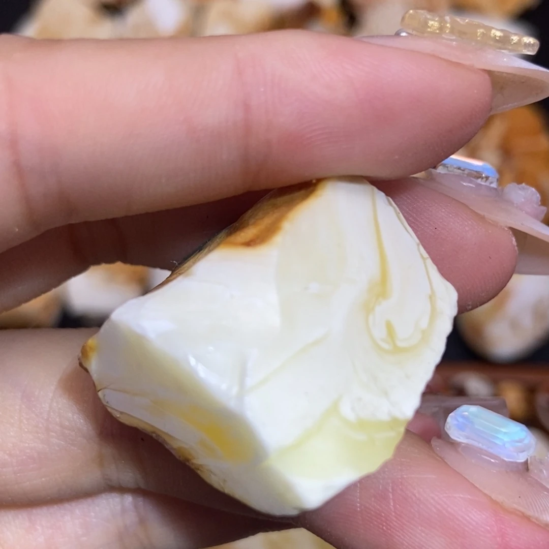 定制琥珀未镶嵌定制