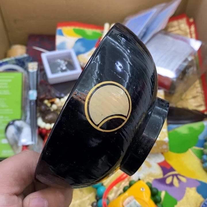 瓷片哦的哦哦哦哦哦