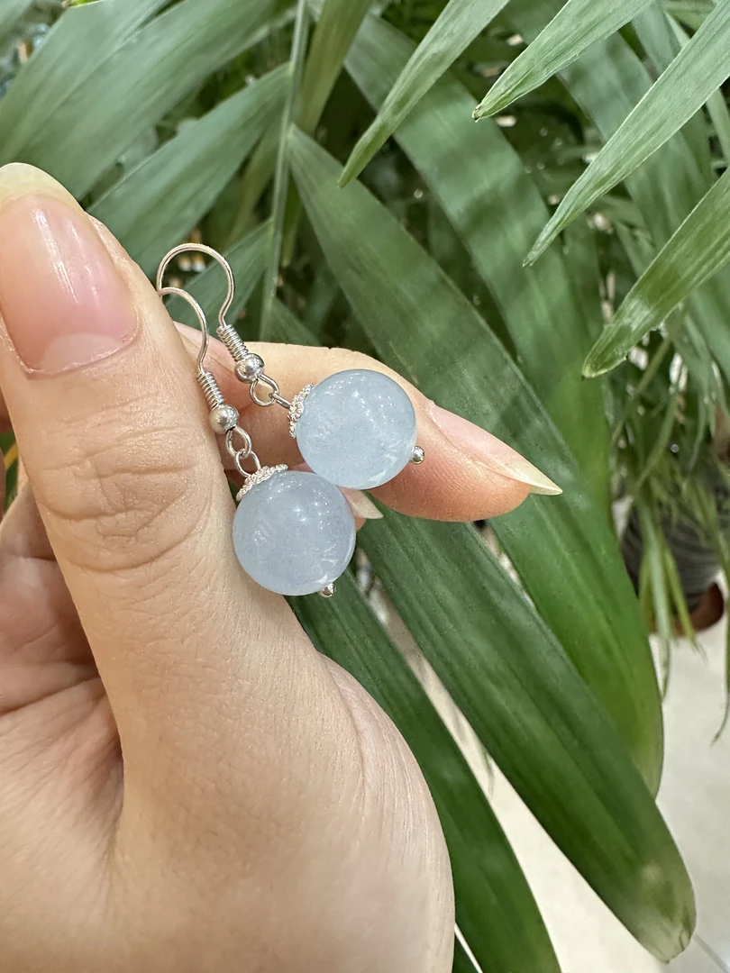 精美海蓝宝卡12毫米耳钩