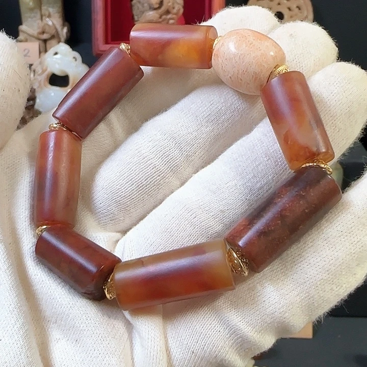 宋***钧透闪石质玉未镶嵌颈饰