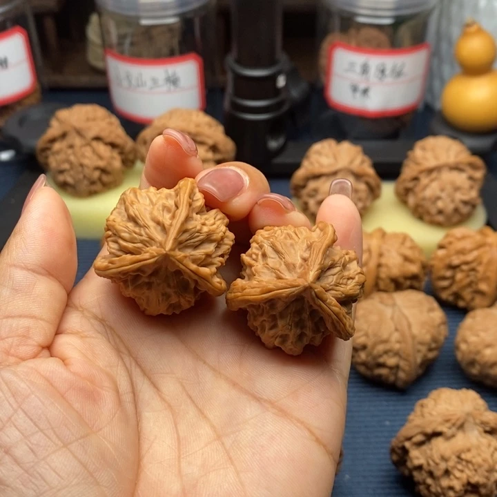 吊坠文玩核桃33盘山三棱