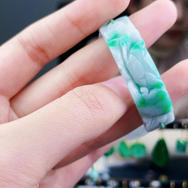 翡翠手链未镶嵌饰品