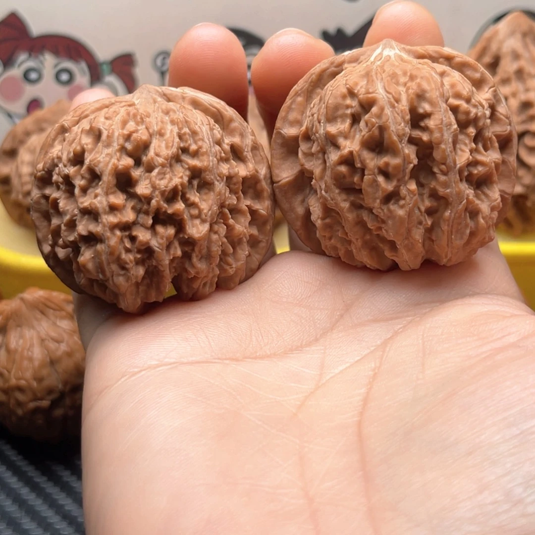 山***风文玩核桃吊坠44尺137