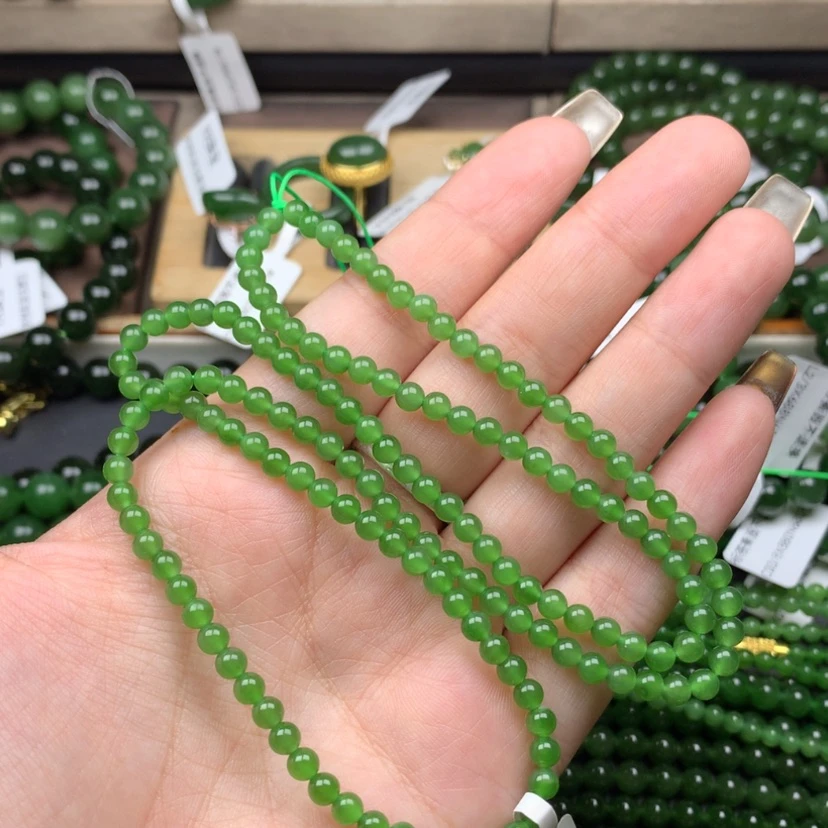 【闪购商品】颈饰未镶嵌和田玉（碧玉）4m冰阳绿无黑