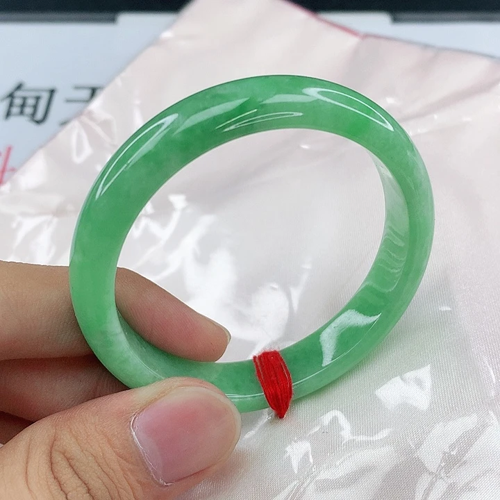 未镶嵌手镯翡翠圈51。05034