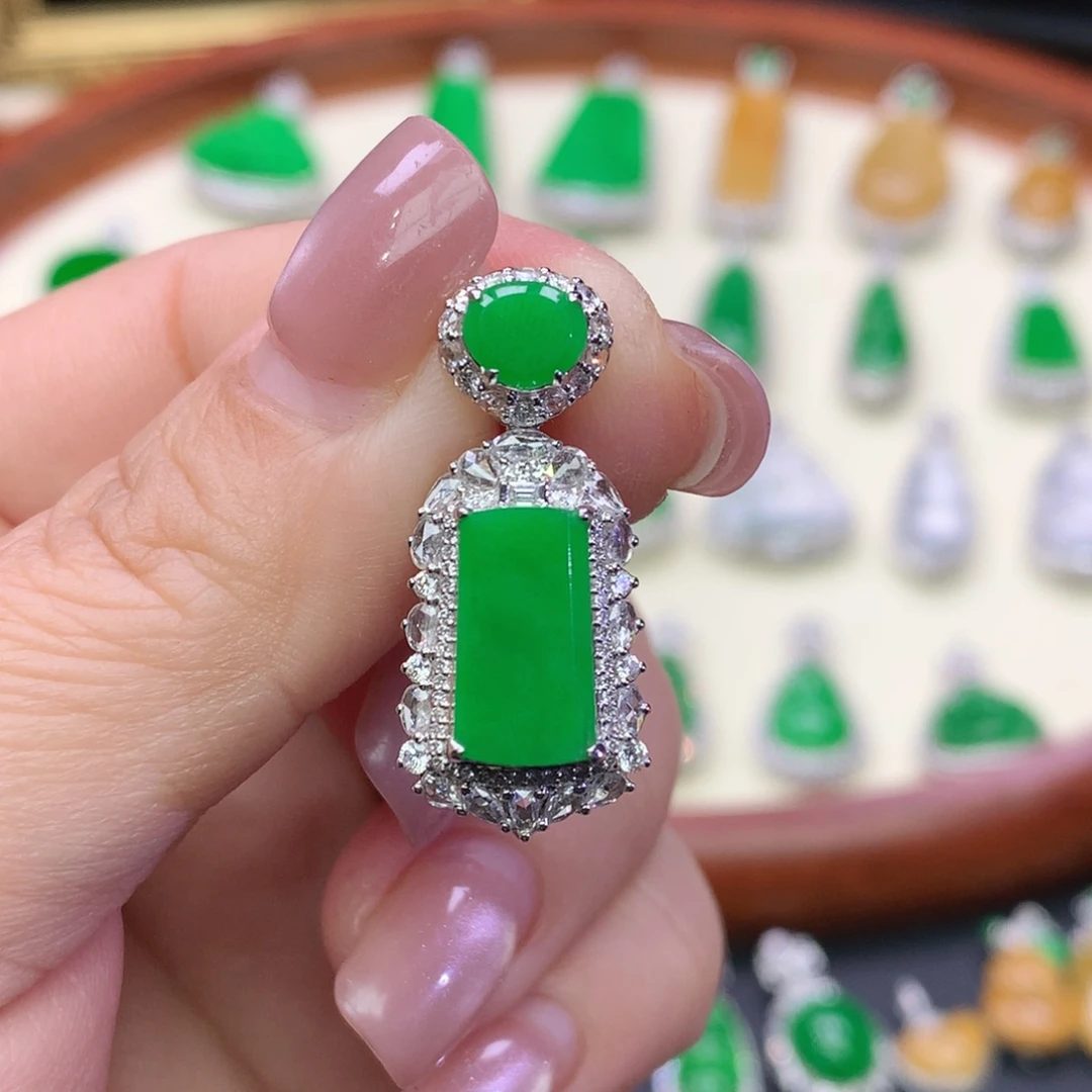 翡翠18K金镶嵌吊坠(不含链)