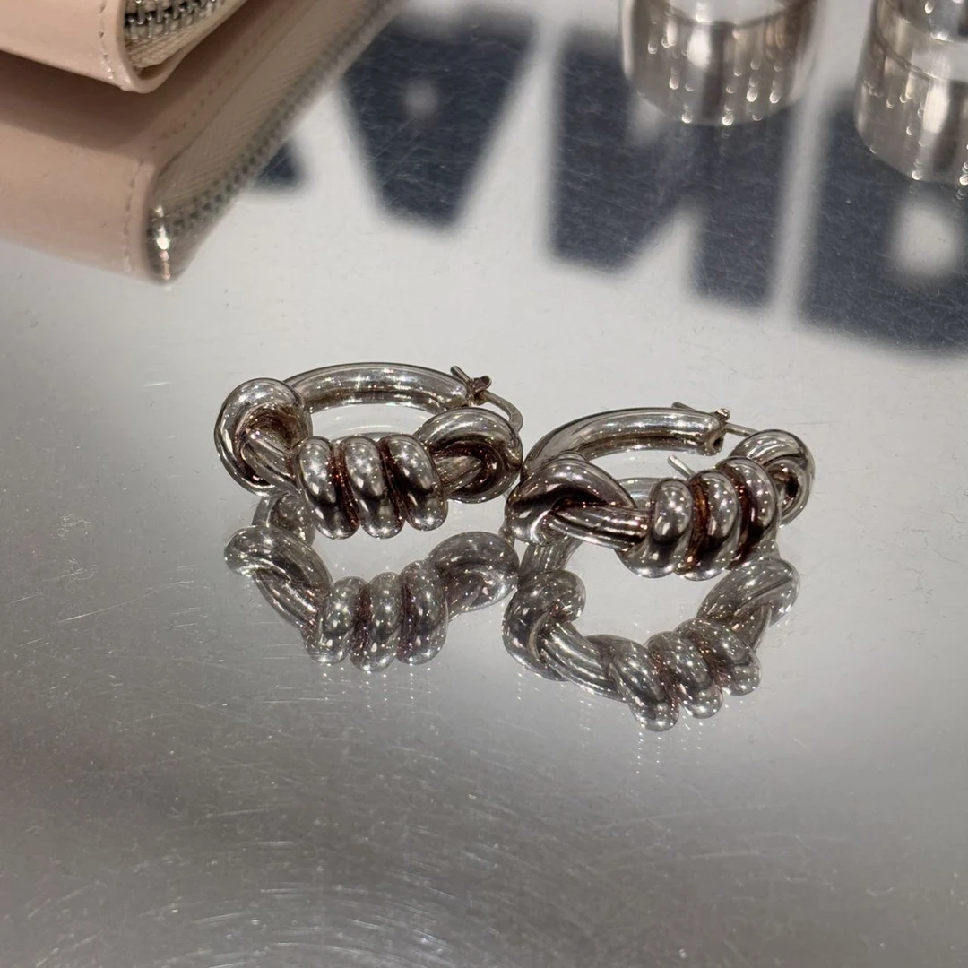 全新未使用  Jil sander 圆形银色耳环