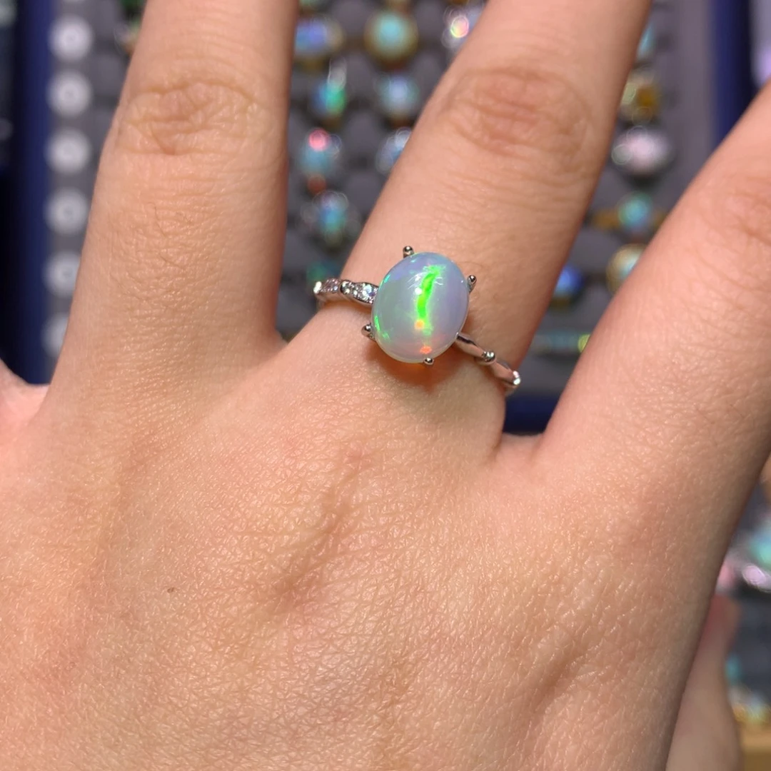 银S925镶嵌欧泊戒指