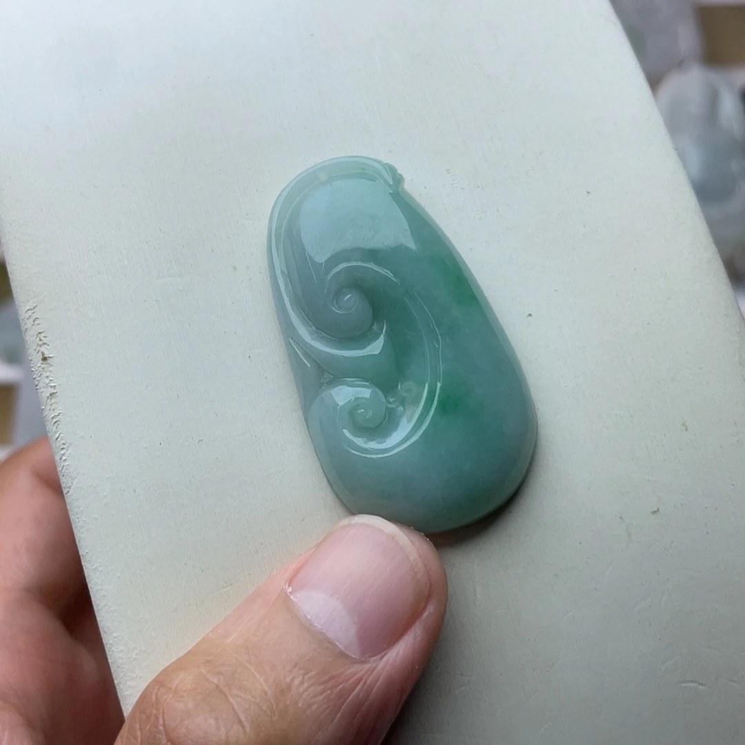 【闪购商品】翡翠未镶嵌颈饰梧*翡翠