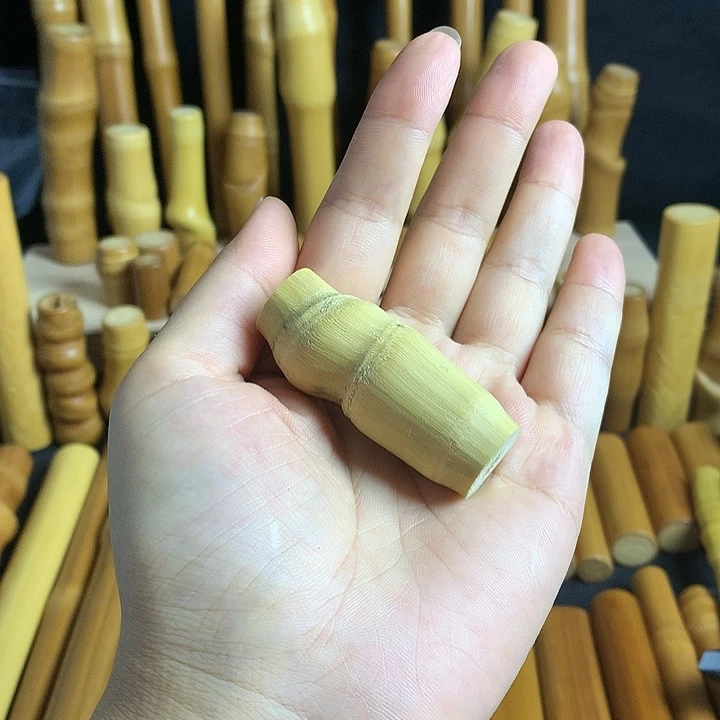 【闪购商品】H****n实心玉竹黄皮红珠子