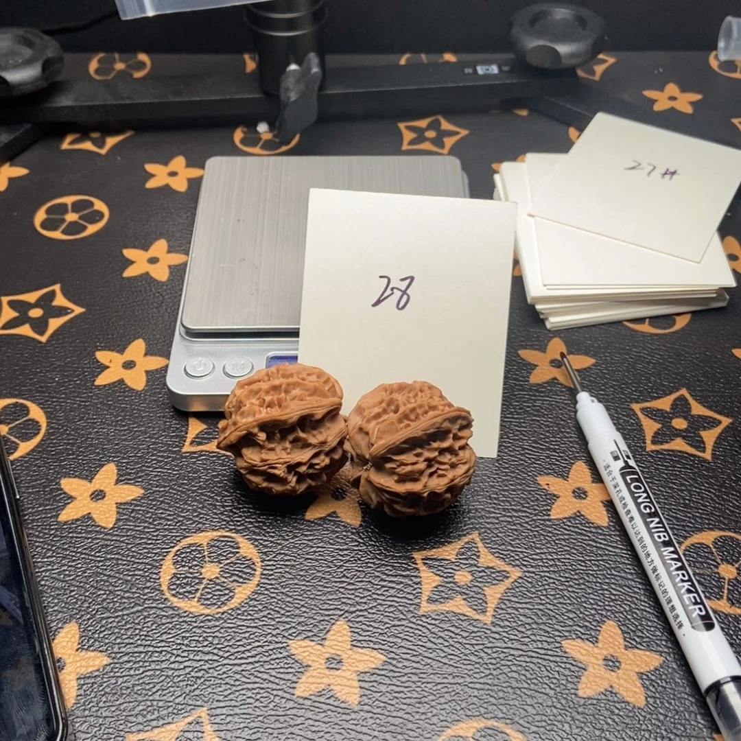 吊坠文玩核桃苹果园