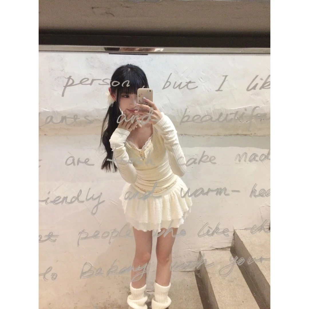 【现货】法少女感假两件碎花拼接长袖t恤女小众设计春秋季修身上衣