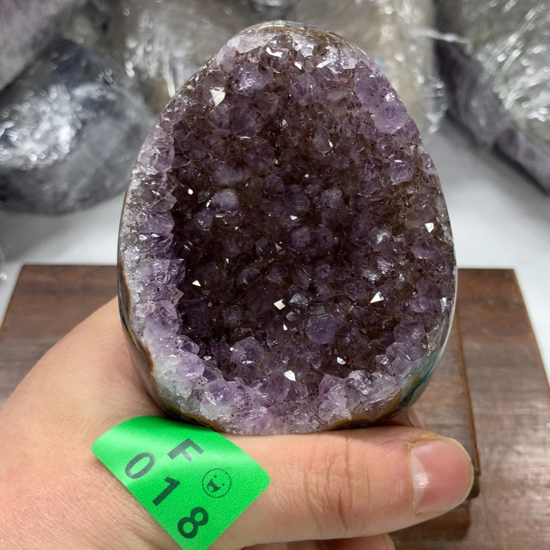 紫晶大型摆件（非配饰）未镶嵌