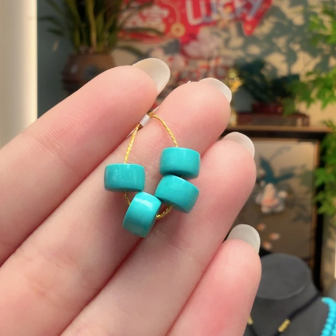 绿松石未镶嵌颈饰