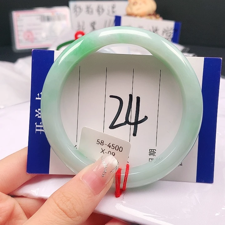 翡翠未镶嵌手镯天然翡翠A货