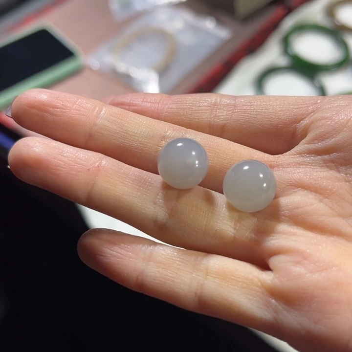 和田玉吊坠(不含链)未镶嵌多样性发货拍一发一，卡12