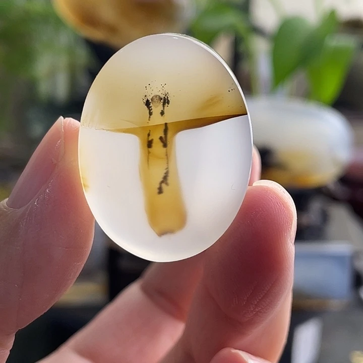 玛瑙/玉髓未镶嵌珠宝半成品