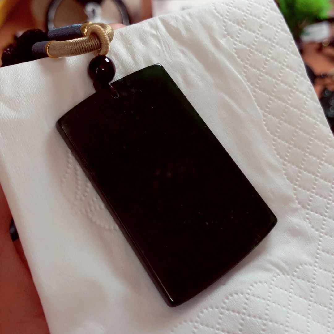 翡翠未镶嵌颈饰吳*H111111111111111