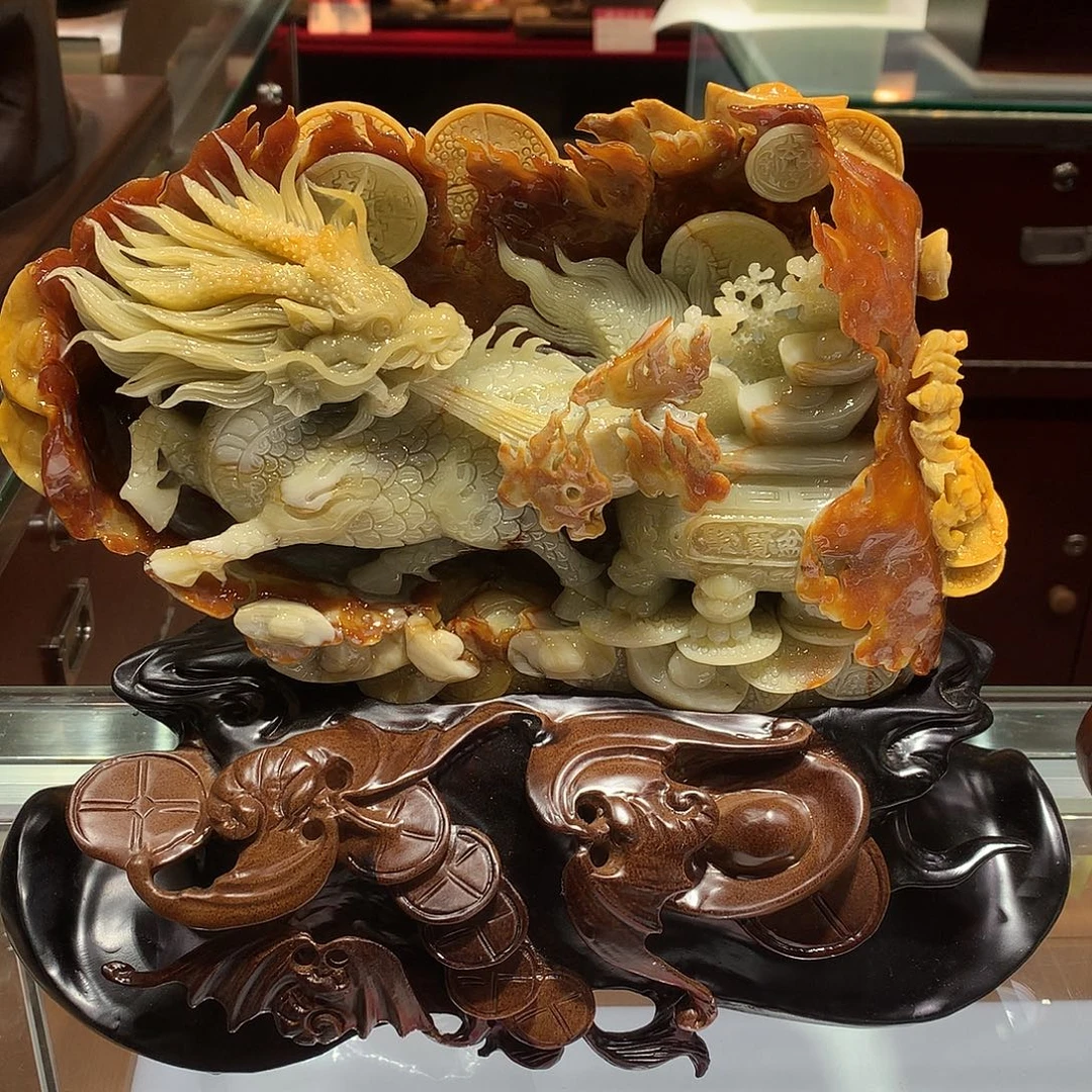 蛇纹石玉未镶嵌摆件