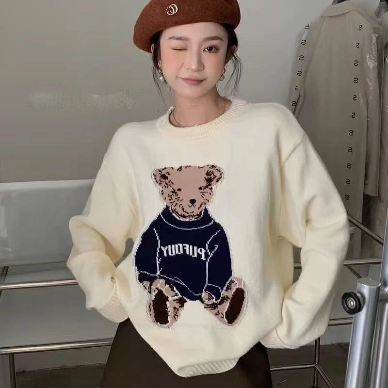 常规圆领熊针织套头毛针织衫秋季慵懒风长袖毛衣