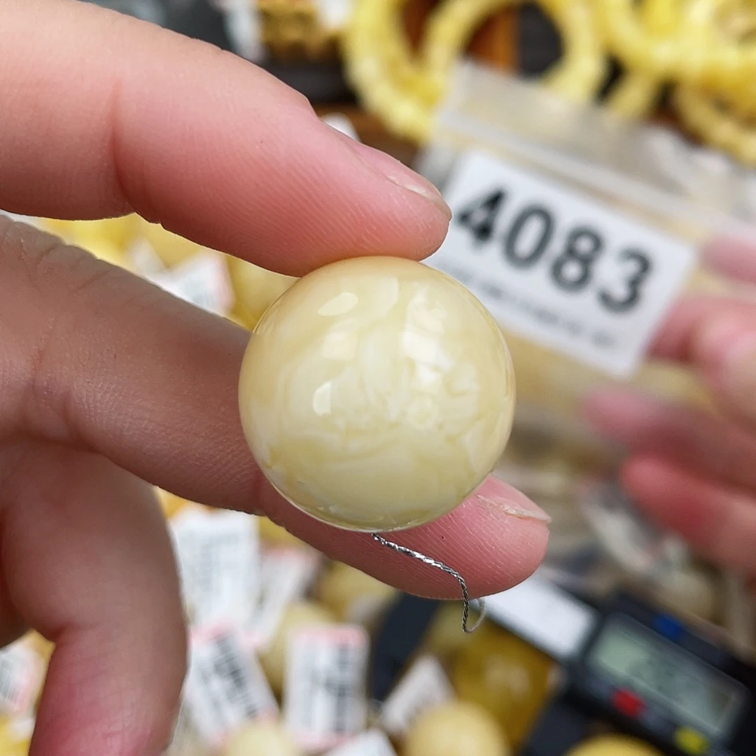 蜜蜡未镶嵌珠宝奇石19.9