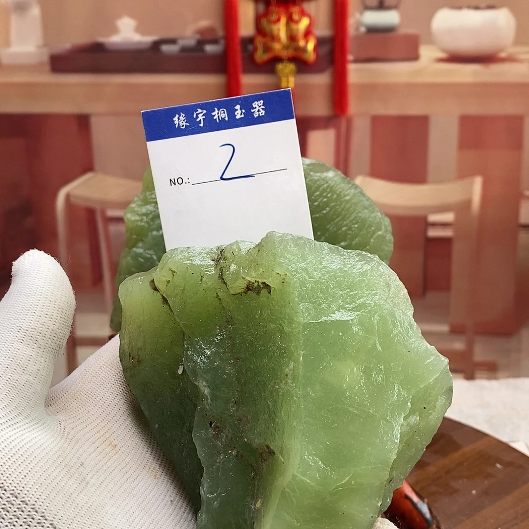 蛇纹石玉原石未镶嵌