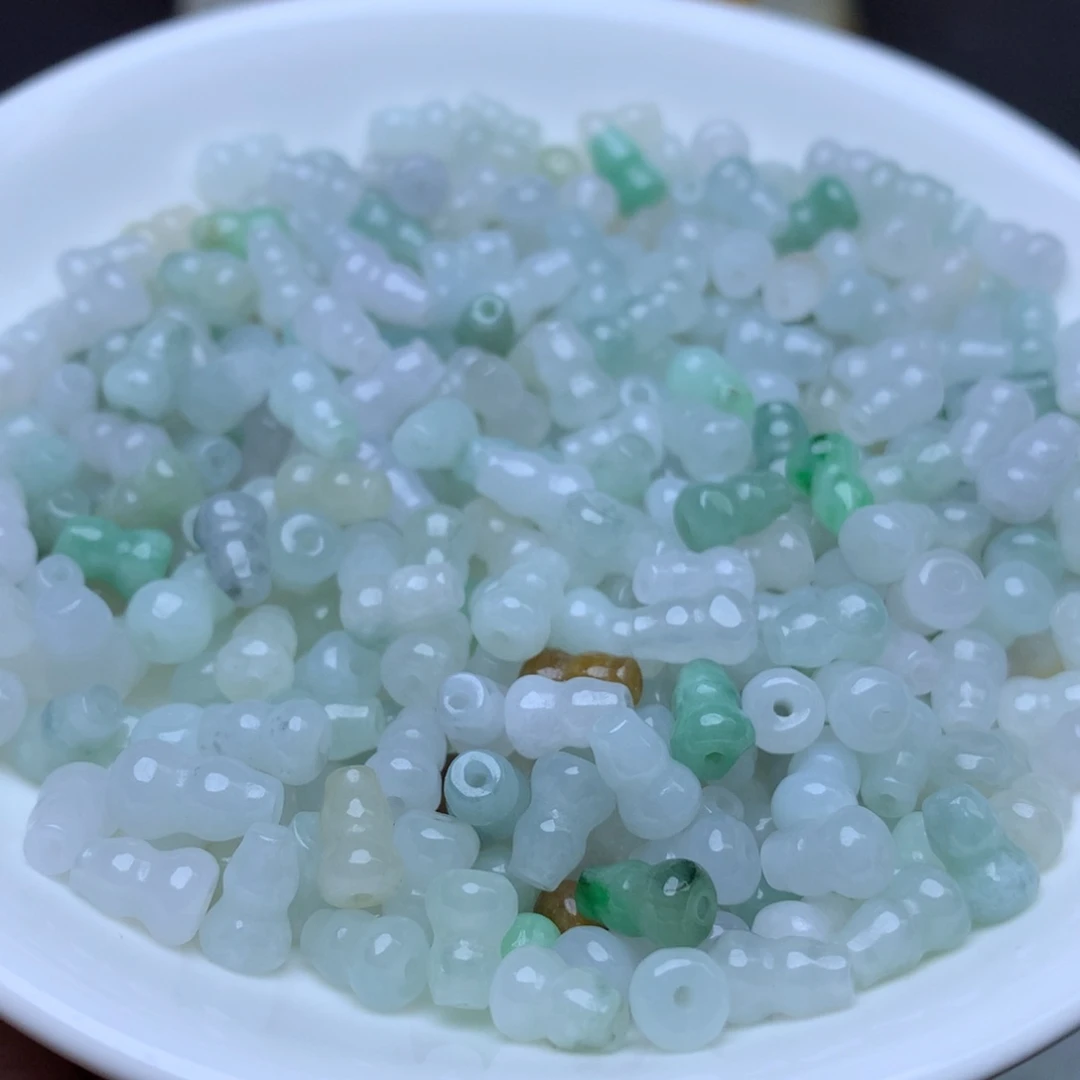 【闪购商品】翡翠手链未镶嵌卡5乘7.4冰葫芦50个