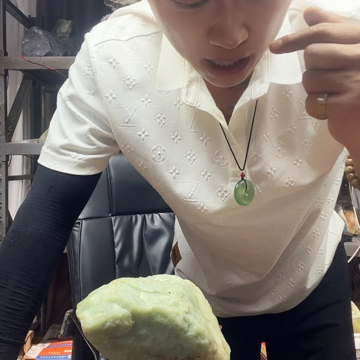 八***军未镶嵌蛇纹石玉珠宝奇石3