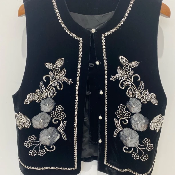 羡江南8288丝绒绣花马夹