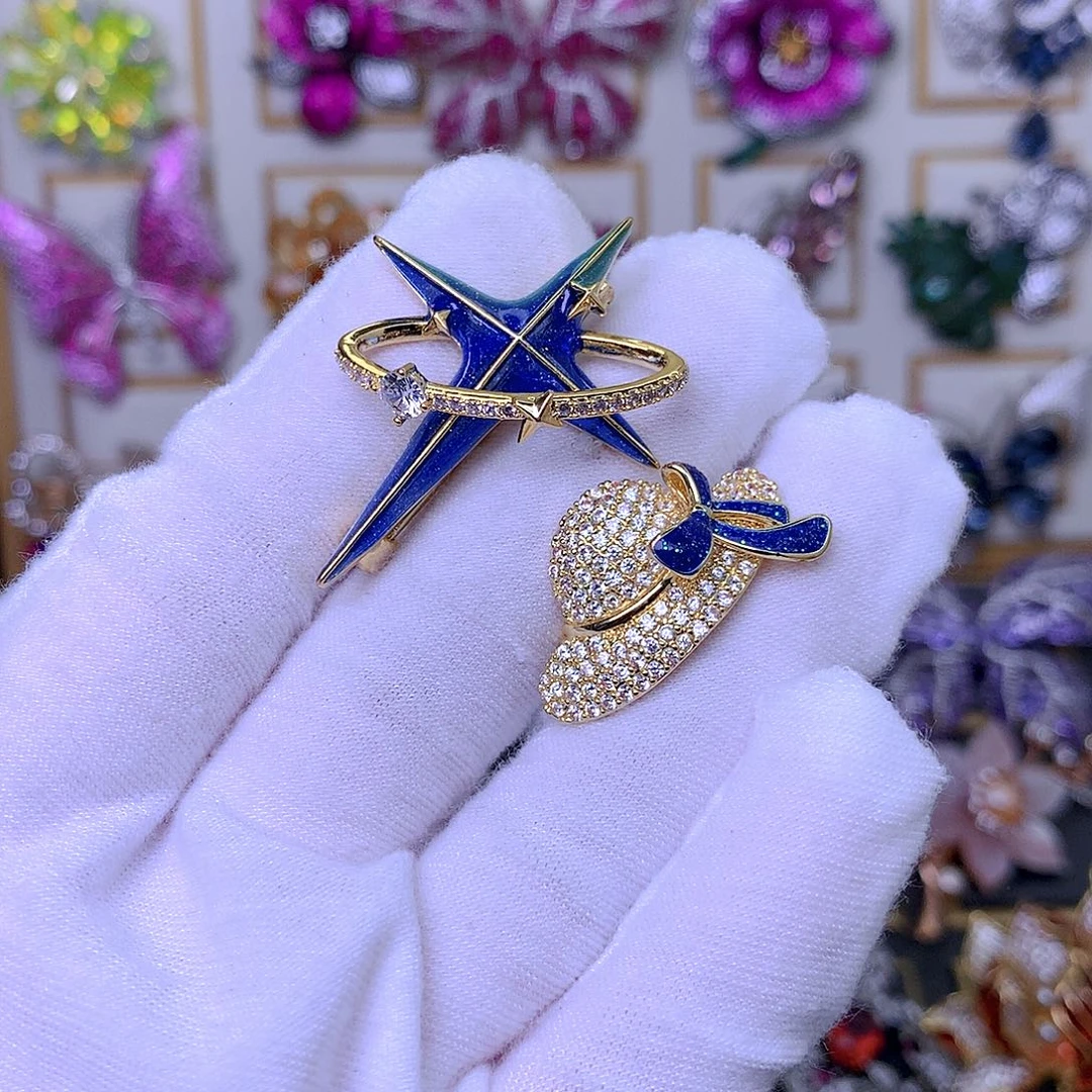 c***c合成立方氧化锆铜胸针2个