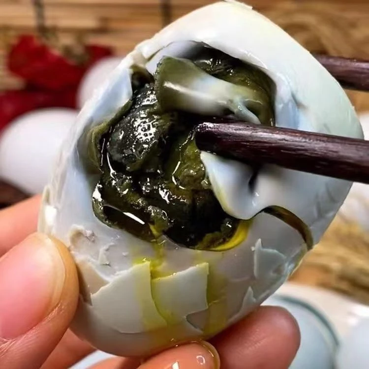 东北正宗农家臭鸭蛋十枚古法腌制海鸭蛋流油起沙下饭神器坏蛋包赔