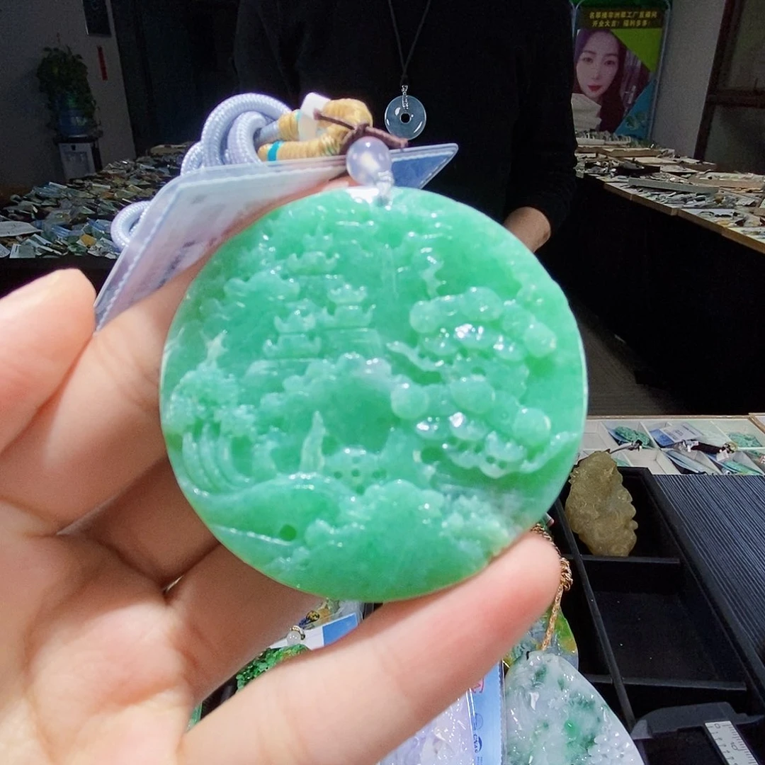 颈饰未镶嵌翡翠翡翠