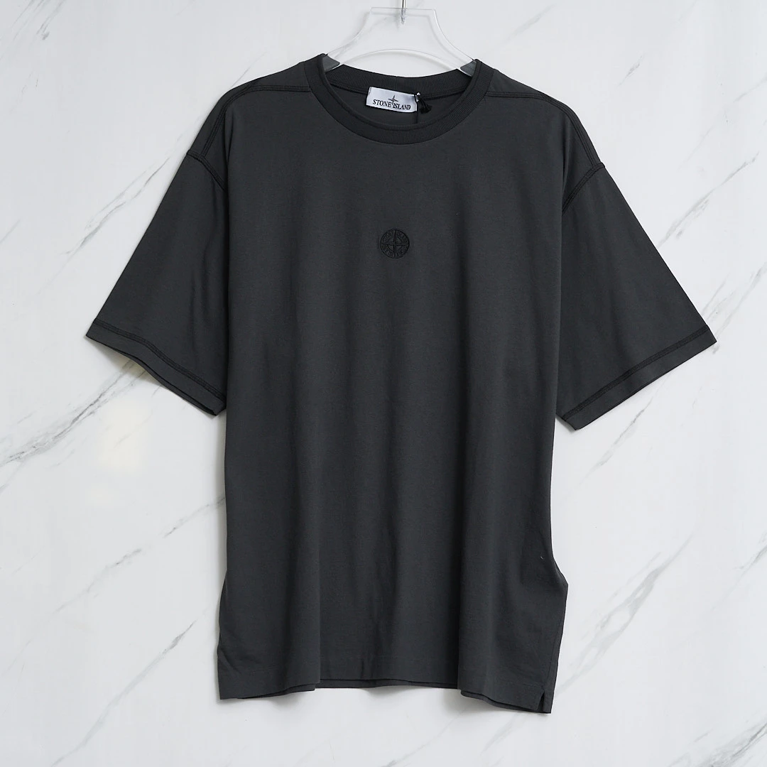 全新未使用 STONE ISLAND SINCE/石岛 男士纯色徽标T恤/S9BU00021