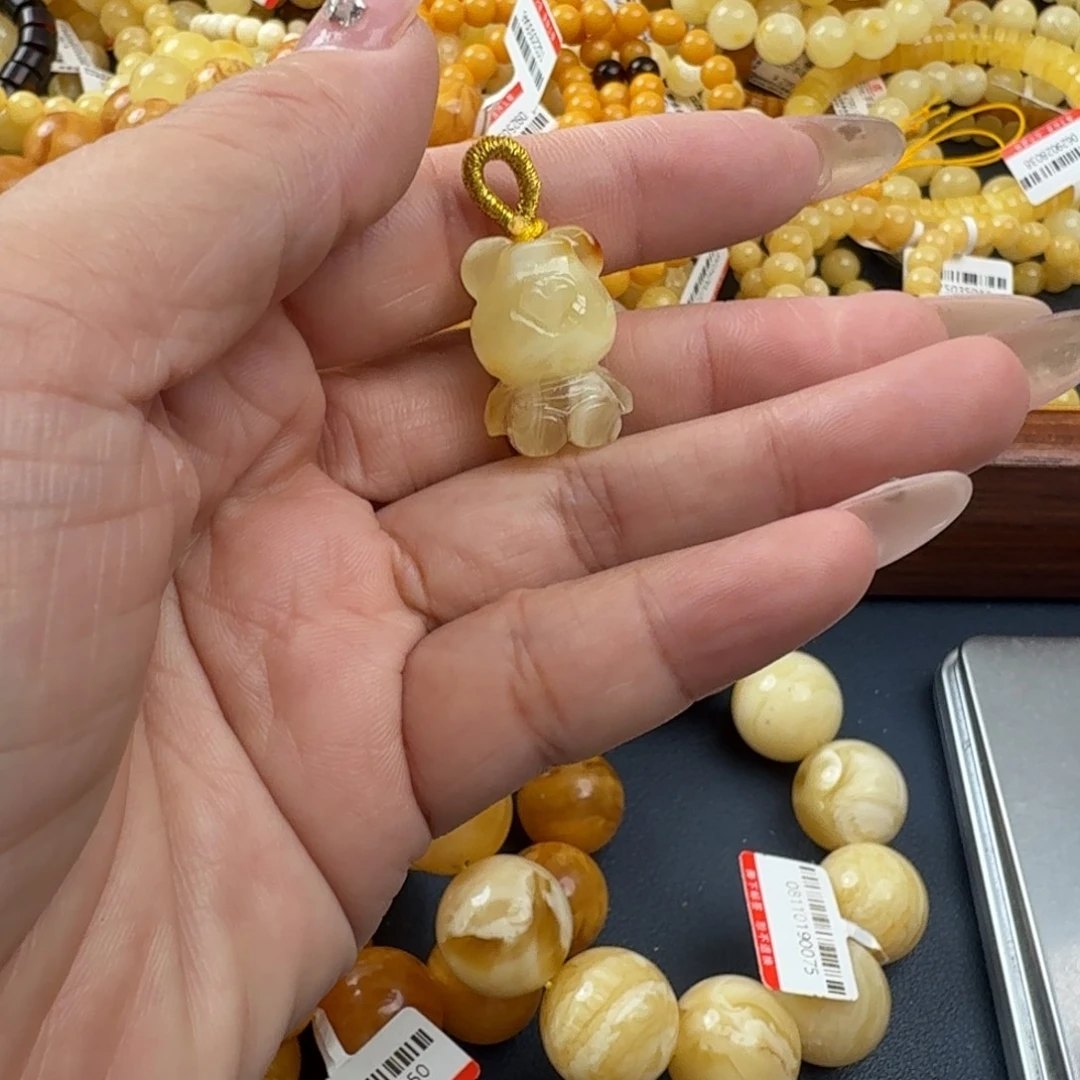 琥珀未镶嵌珠宝奇石