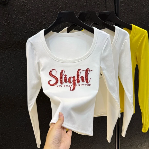 重工字母刺绣t恤女秋冬小众设计纯欲U领甜辣妹显瘦收腰上衣468#