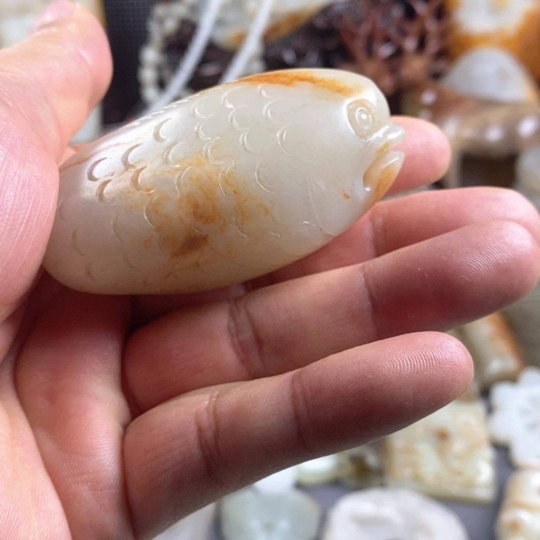 昙***现和田玉（糖玉）未镶嵌颈饰