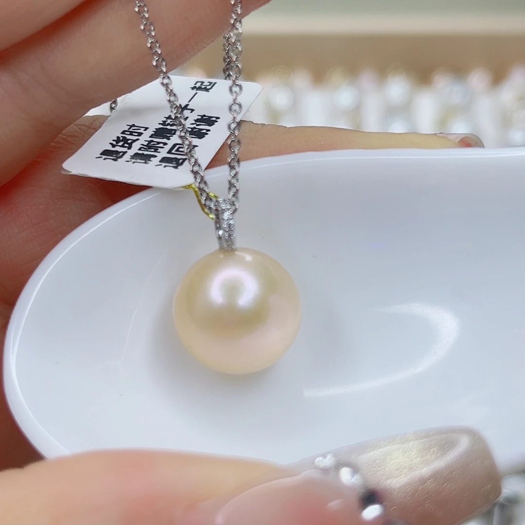 淡水珍珠未镶嵌吊坠(赠链)
