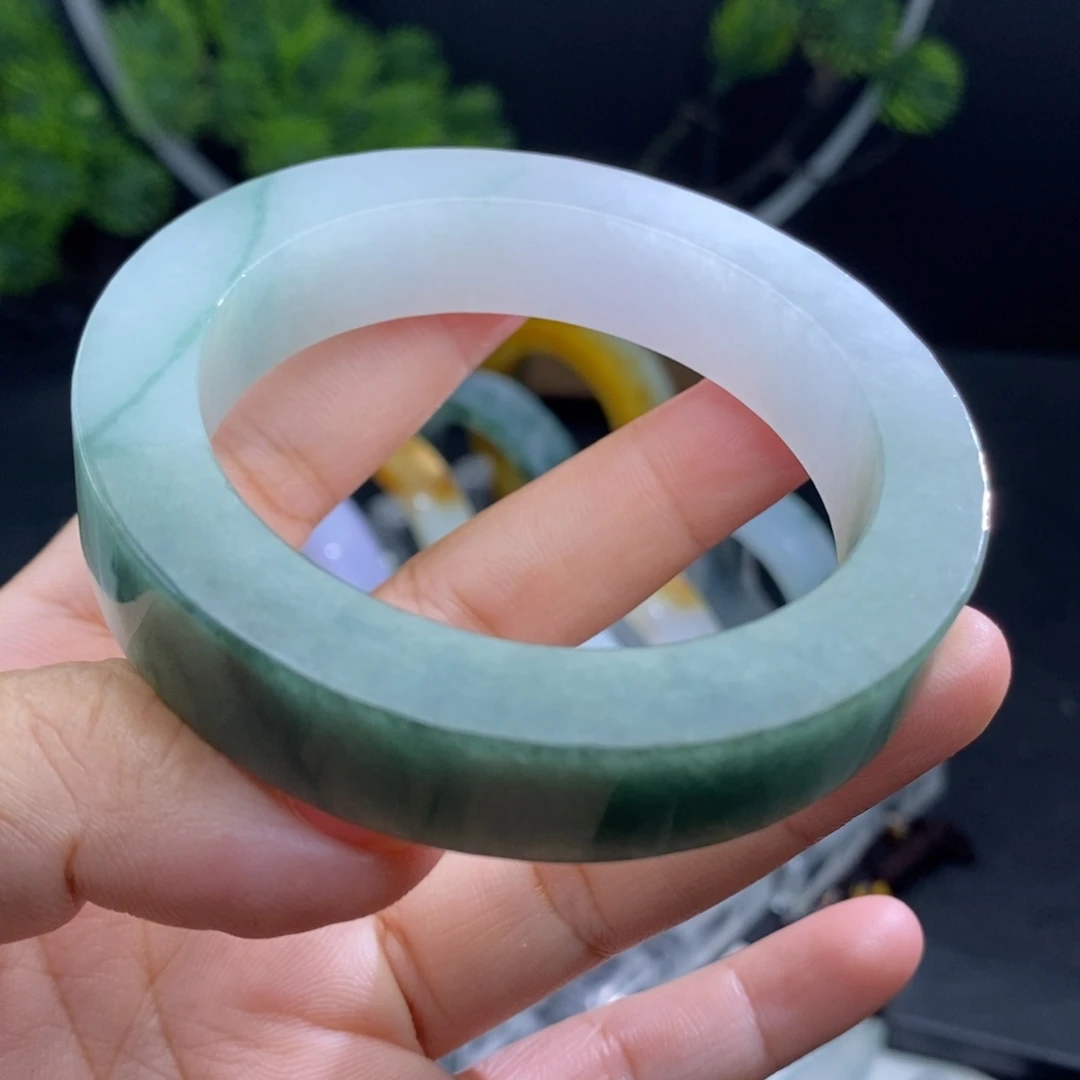 定制翡翠未镶嵌不退不换