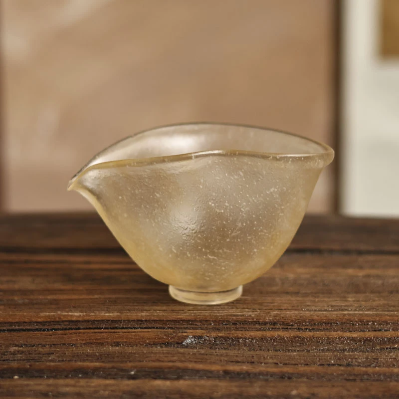 【北北书香】淡黄色-心缘堂-兰舟公道杯（琉璃S0318）