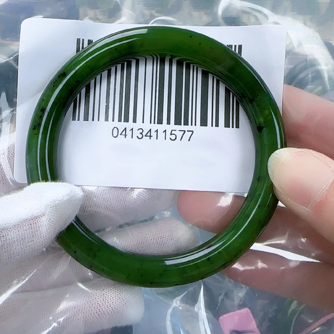 和田玉（碧玉）手镯未镶嵌57