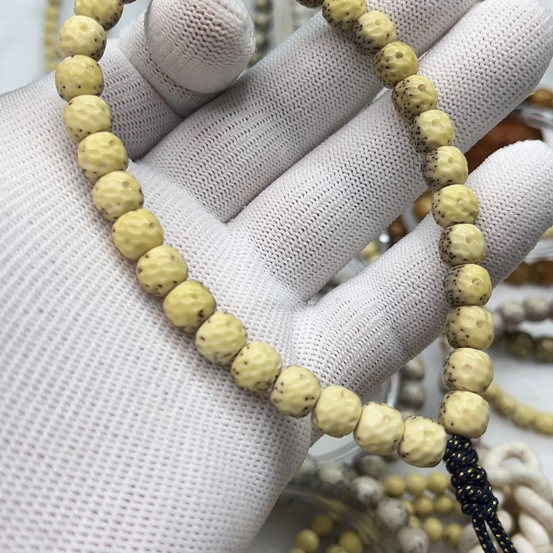 星月菩提吊坠通体无相手持