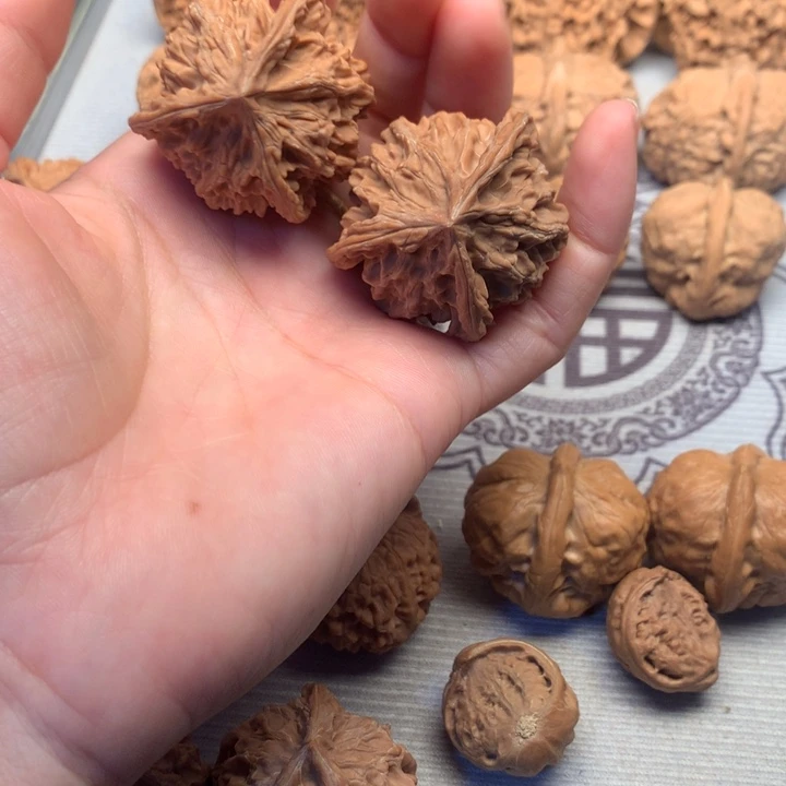 流***乡把件文玩核桃盘山三棱