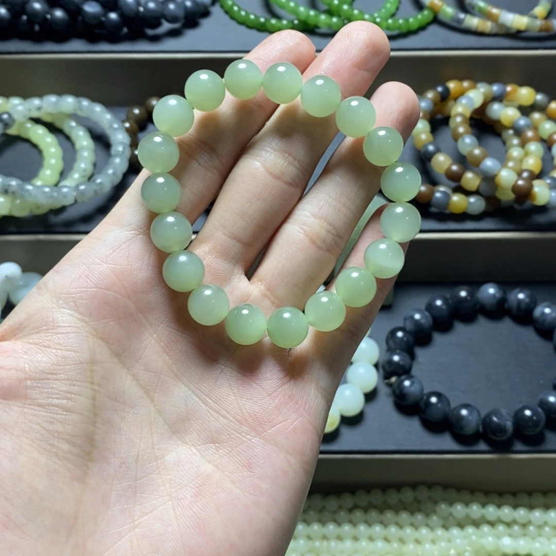 和田玉未镶嵌手串