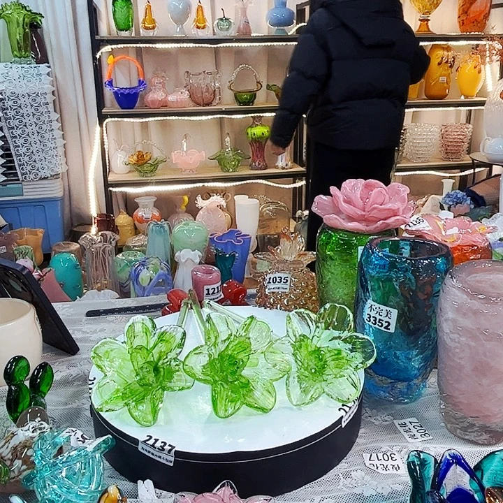 3朵百合家悦美居琉璃摆件