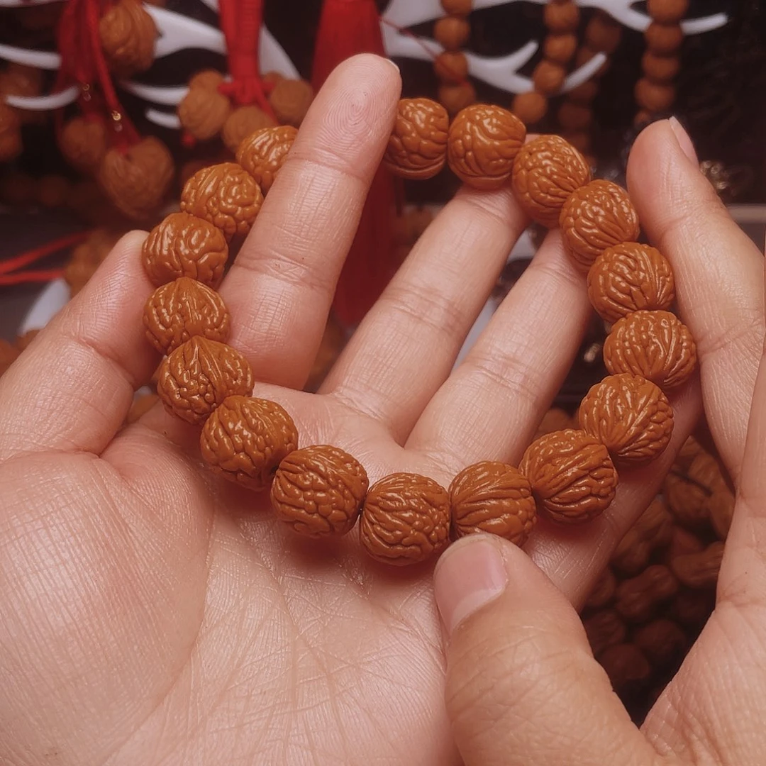 桃核吊坠龙纹桃枭